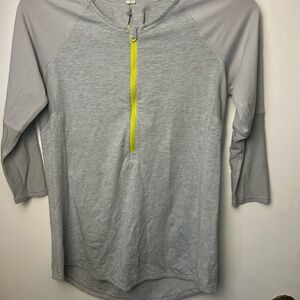 lululemon athletica Gray Top with Yellow Zipper workout top size 4